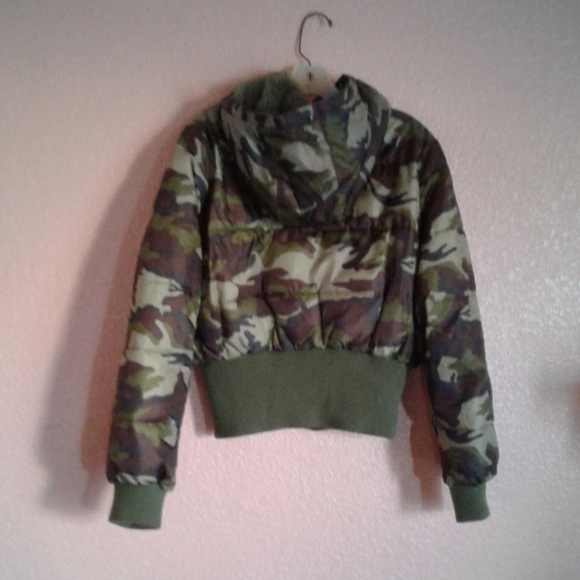 Gently Worn Camouflage Jacket - Picture 7 of 7